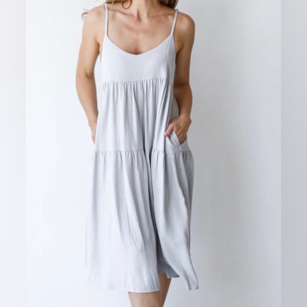 DRESS UP Lovely Linen Tiered Midi Dress, Size Medium